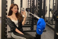 溧阳我是一名瑜伽锻练外加兼职模特(我是一名瑜伽锻练外加兼职模特小说)