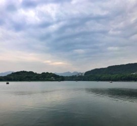 溧阳杭州自助游(杭州自助游旅游攻略)