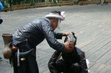 溧阳欲带老伴游遍中国(带着老伴去旅游)