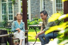 溧阳坦言带老伴游遍中国(我和老伴去旅游)