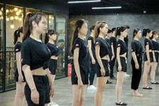 溧阳兼职模特进修班(学生怎么兼职模特)