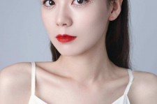 溧阳兼职模特要打点模卡吗(兼职做模特要交钱拍模卡)