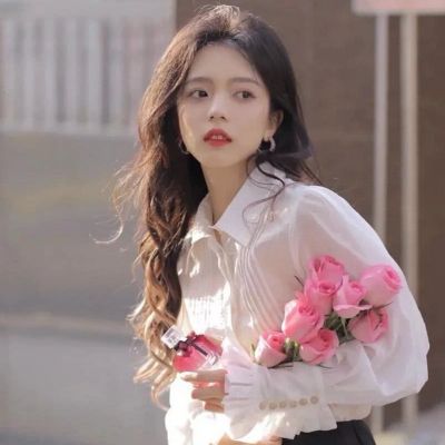 溧阳想要应聘去伴游公司上班，但是却不晓得该怎么做