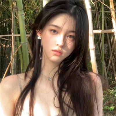 溧阳与商务伴游共进晚餐，愉快的营业会谈起头了