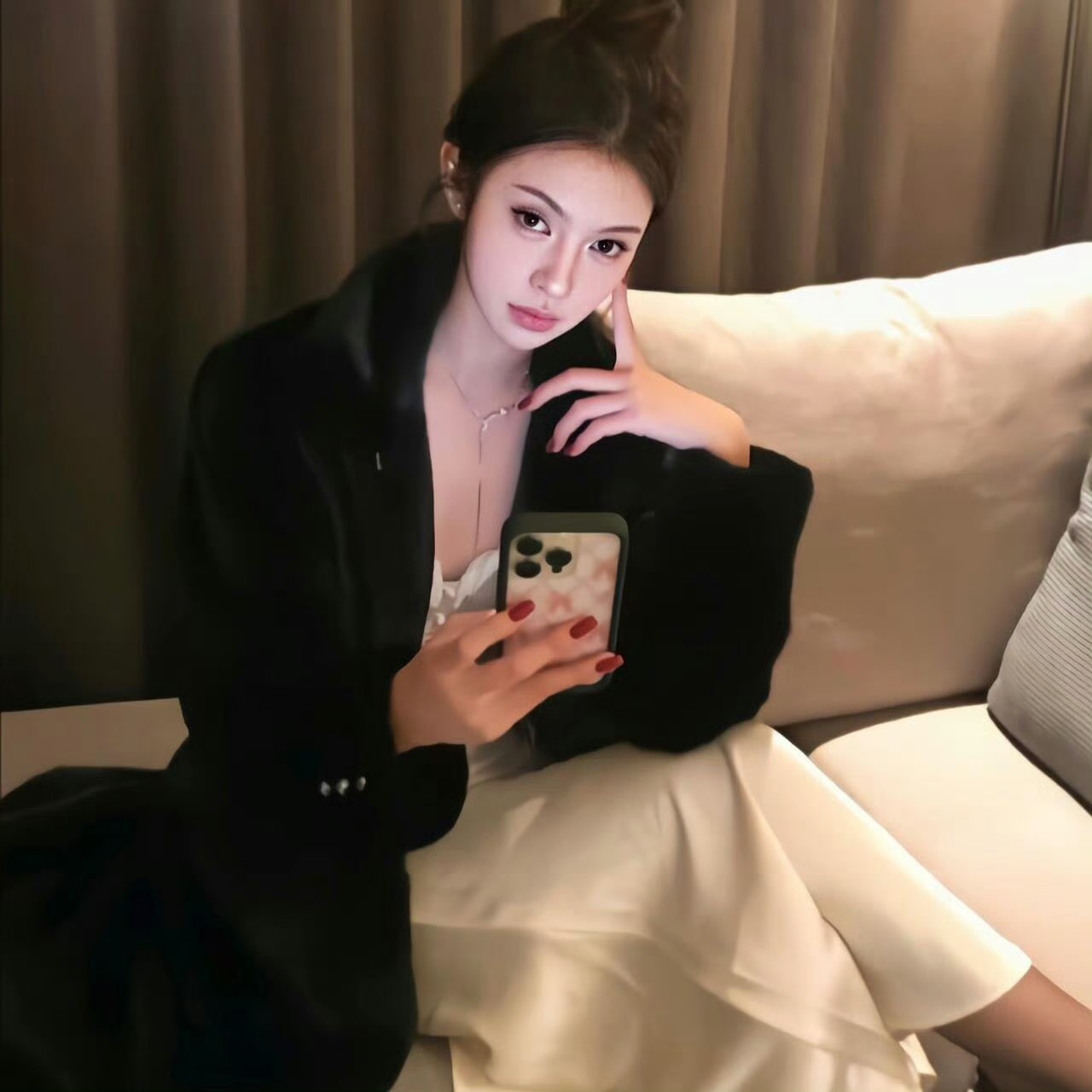 溧阳伴游女生周语言的资料