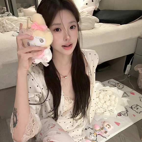 溧阳伴游女生 | 微微的资料