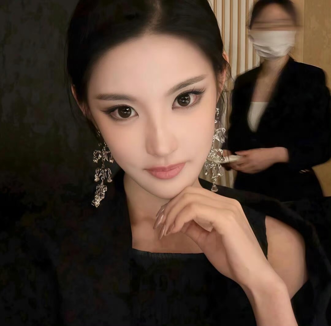溧阳伴游女生 | Isabella Chen的资料