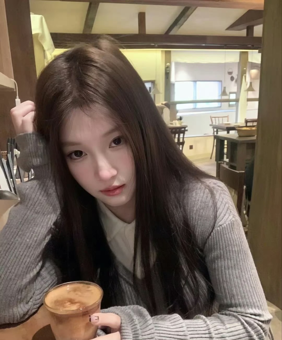 溧阳伴游女生 | 柚子🍐的资料